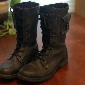 Roxy Seattle combat boots